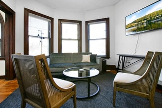 1848 E 89th St in Cleveland, OH - Building Photo - Building Photo