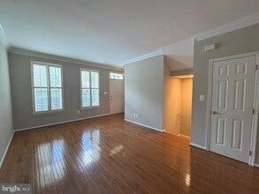 1319 Vintage Pl in Reston, VA - Building Photo - Building Photo