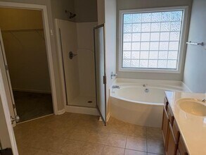 9807 Eli Ct in Louisville, KY - Building Photo - Building Photo