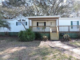 7390 Bills Way in Keystone Heights, FL - Building Photo