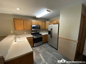 737 Kitterman Cir in Norwalk, IA - Building Photo - Building Photo