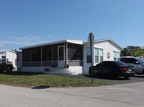 Seminole Colony in West Palm Beach, FL - Foto de edificio - Building Photo