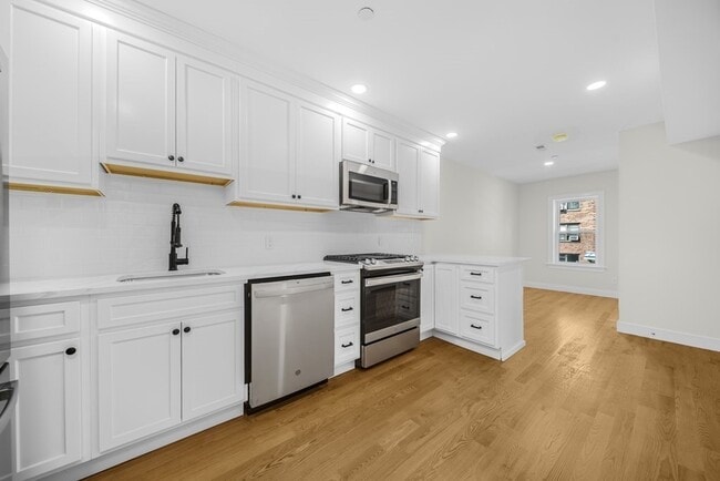 80 Bunker Hill St, Unit 2