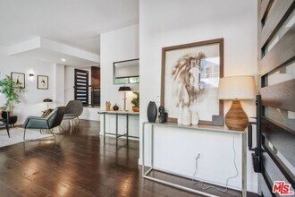 3601 Dixie Canyon Ave in Los Angeles, CA - Building Photo - Building Photo