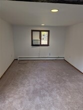 84 Foster Rd in Middletown, NY - Building Photo - Building Photo