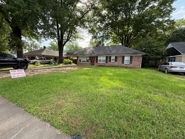 property at 1644 S White Station Rd