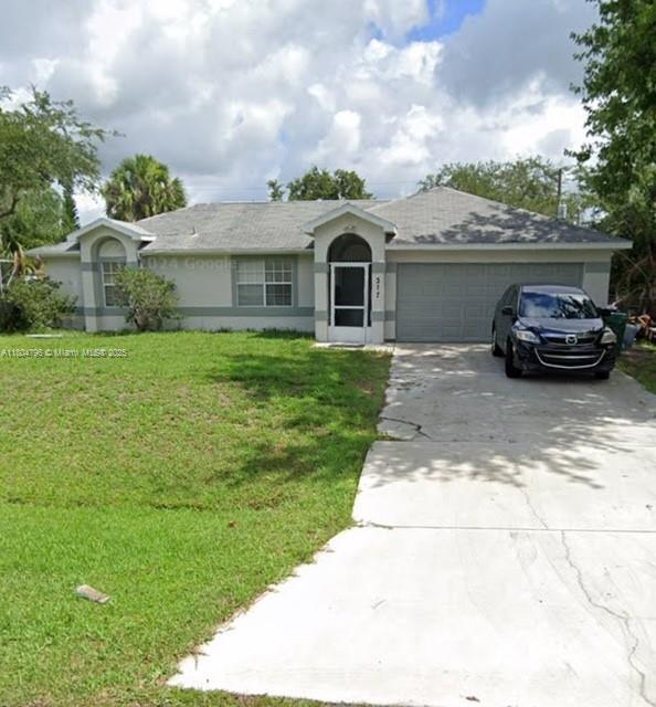 317 SW Buxton Ave in Port St. Lucie, FL - Building Photo