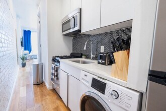 240 E 26th St in New York, NY - Building Photo - Building Photo