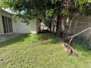 24301 SW 107th Ave in Homestead, FL - Building Photo - Building Photo