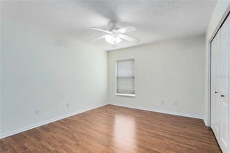 908 Seneca Falls Dr in Orlando, FL - Building Photo - Building Photo