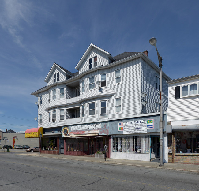 1492-1500 Acushnet Ave in New Bedford, MA - Building Photo - Building Photo