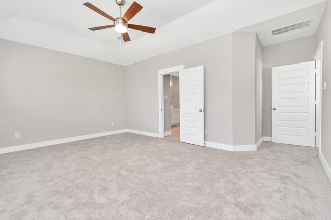 property at 2712 Brown Lk St