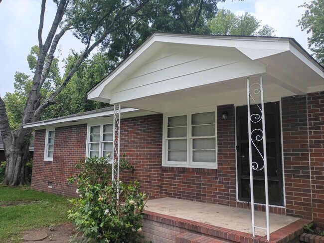 5217 Nisbet Ter in Macon, GA - Building Photo - Building Photo
