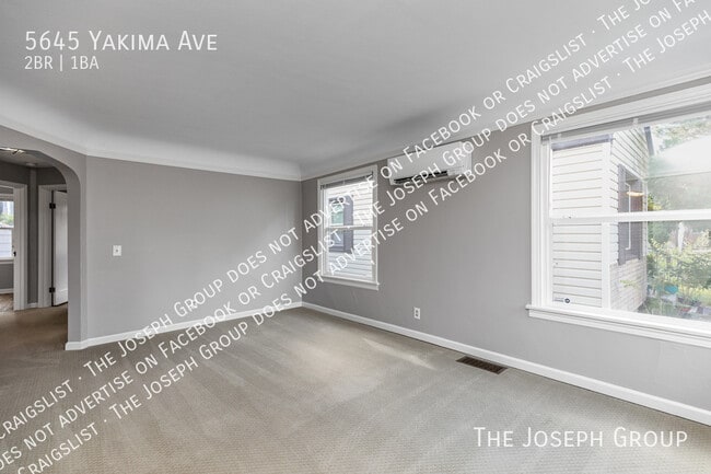 5645 S Yakima Ave in Tacoma, WA - Building Photo - Building Photo