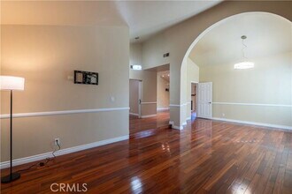 23640 Vía Calma in Santa Clarita, CA - Building Photo - Building Photo