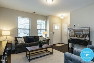 1119 Midtowne Way, Unit 20-105 in Durham, NC - Building Photo - Building Photo