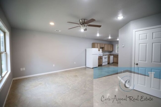 220 Paula Ave in Trumann, AR - Building Photo - Building Photo