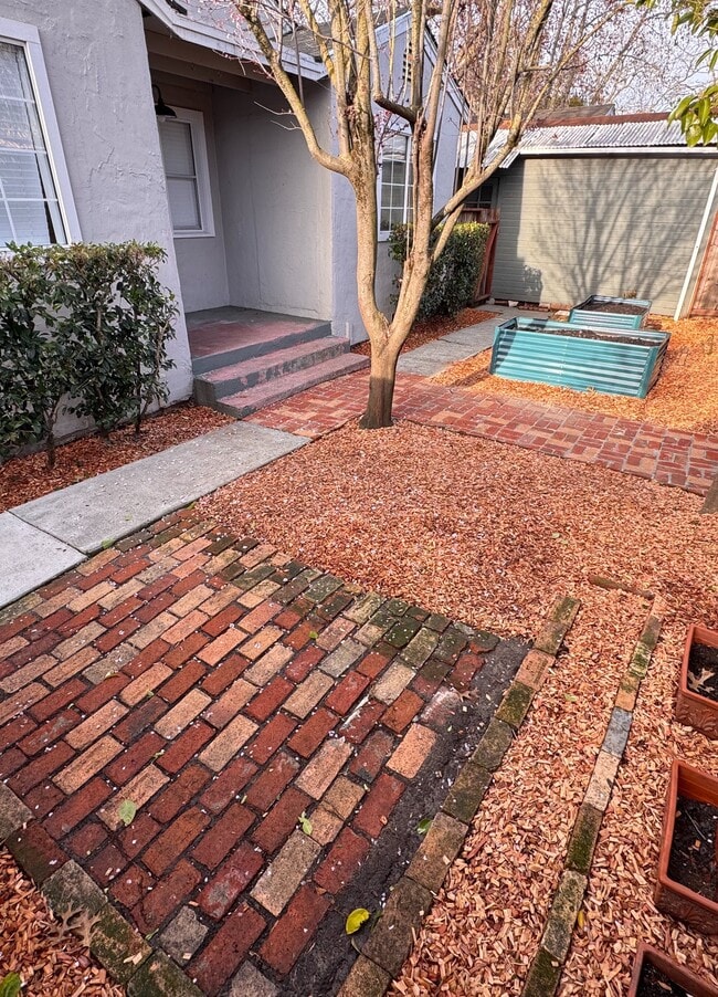 property at 201 H St