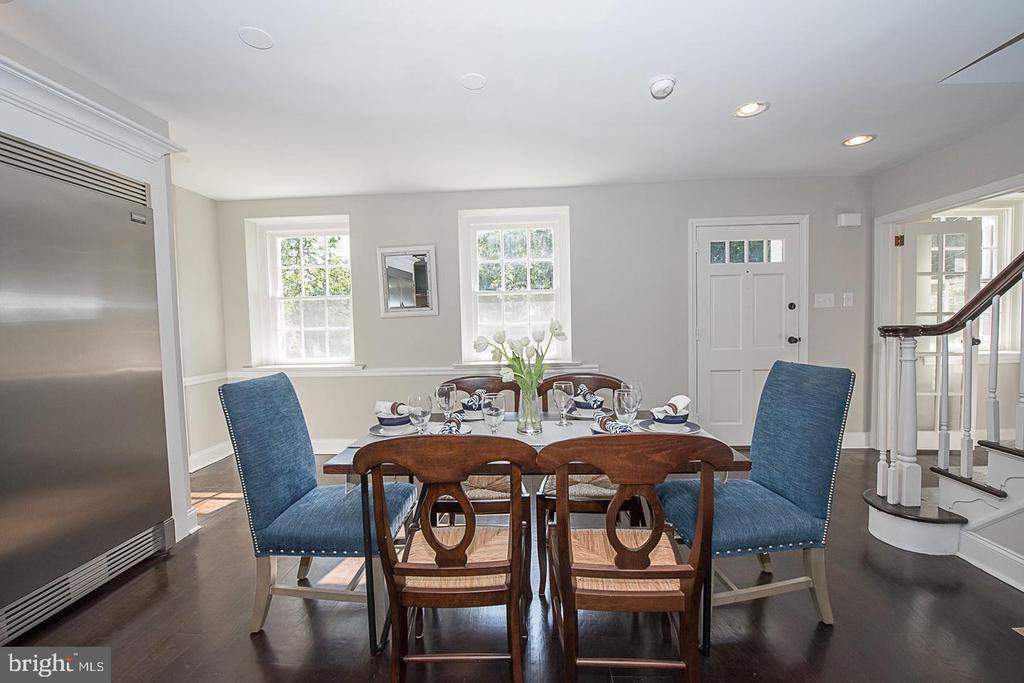 615 King of Prussia Rd in Wayne, PA - Building Photo