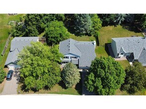 1051 Northview Park Rd in Eagan, MN - Building Photo - Building Photo