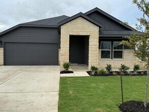 114 Rodney Boat Rd in Niederwald, TX - Building Photo - Building Photo