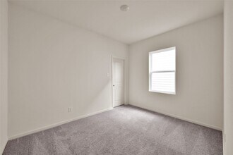 583 Firemoon St in Conroe, TX - Building Photo - Building Photo