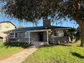 1972 Fanwood Ave in Long Beach, CA - Building Photo