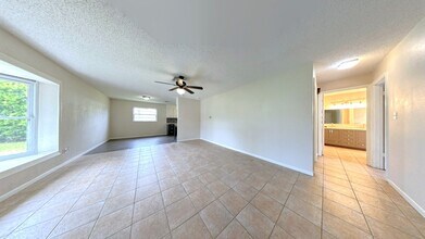 31211 Stoney Brook Dr in Brooksville, FL - Building Photo - Building Photo