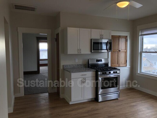 39 Dartmouth St in Worcester, MA - Building Photo - Building Photo