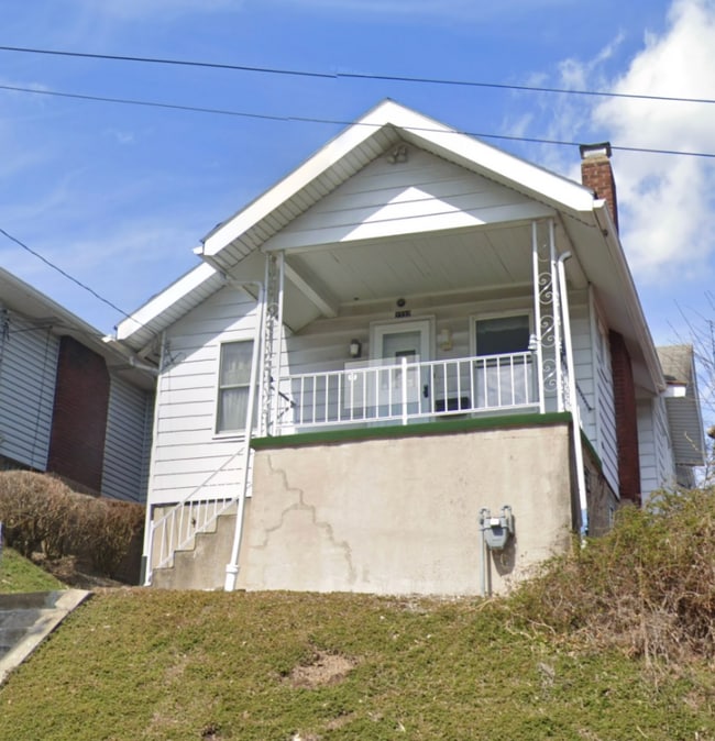 property at 2732 Queensboro Ave