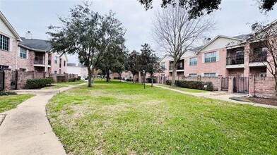 2865 Westhollow Dr in Houston, TX - Building Photo - Building Photo