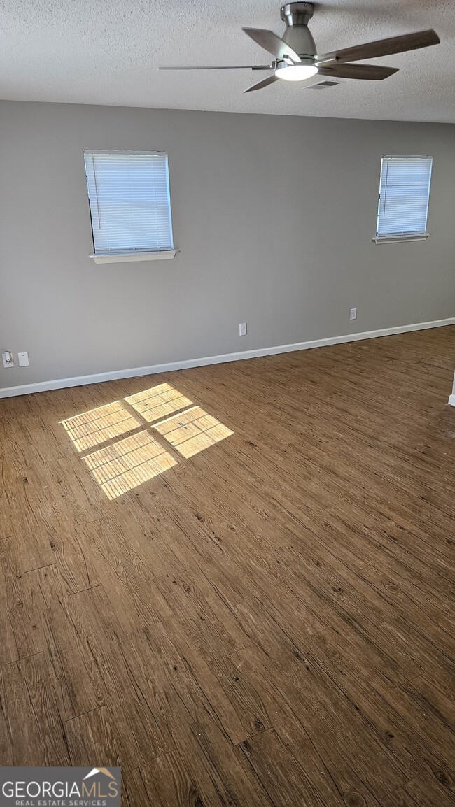 403 Vienna Cir in Fort Valley, GA - Building Photo - Building Photo