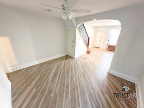 206 Sulis St in Philadelphia, PA - Building Photo - Building Photo