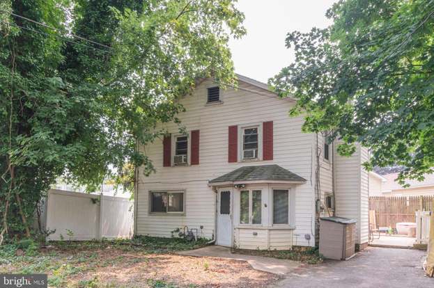 704 Bethel Ave, Unit 1st floor in Upper Chichester, PA - Building Photo