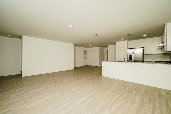 13835 Goat Cv in San Antonio, TX - Building Photo - Building Photo