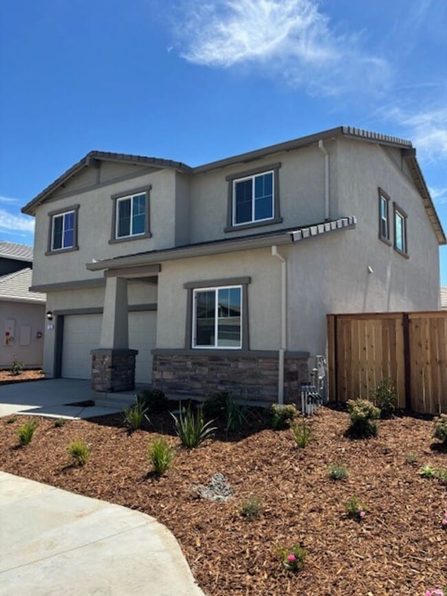 7137 Vail Rnch Rd in Roseville, CA - Building Photo - Building Photo