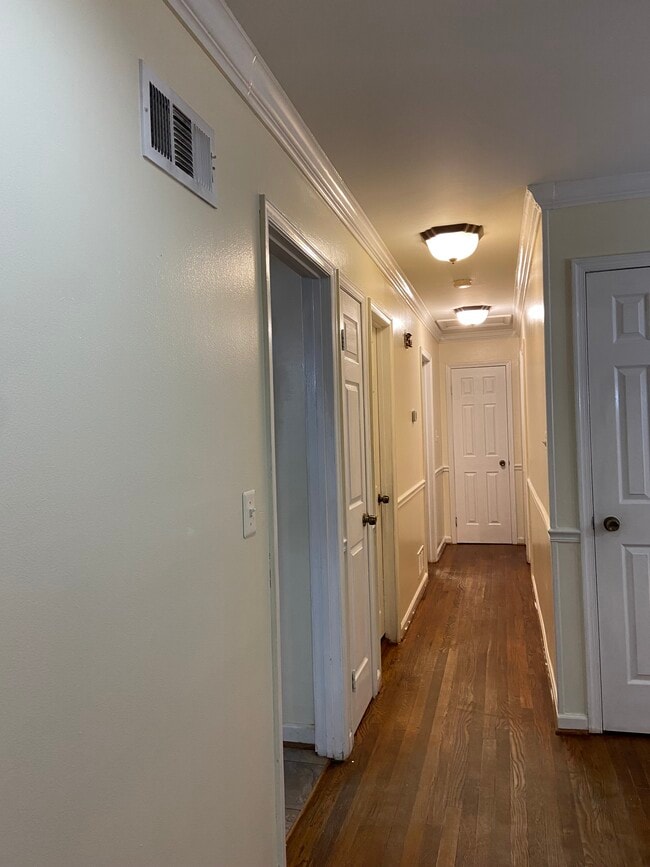 13907 Grove Ct in Woodbridge, VA - Building Photo - Building Photo