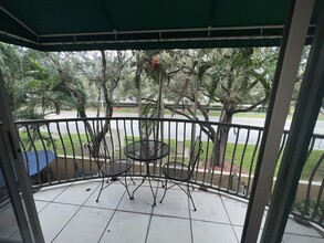 12623 NW 14th Pl in Sunrise, FL - Foto de edificio - Building Photo