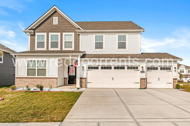 property at 2224 Boxwood Dr