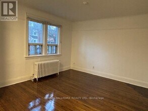 8 Page St in Toronto, ON - Building Photo - Building Photo