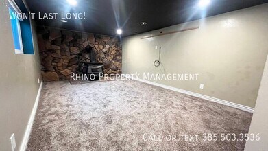 13585 S 2140 W in Riverton, UT - Building Photo - Building Photo
