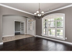 601 Auburn St in Bentonville, AR - Building Photo