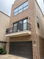 5313 Petty St in Houston, TX - Building Photo