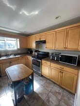 3 Salem Ct in Moncton, NB - Building Photo - Building Photo