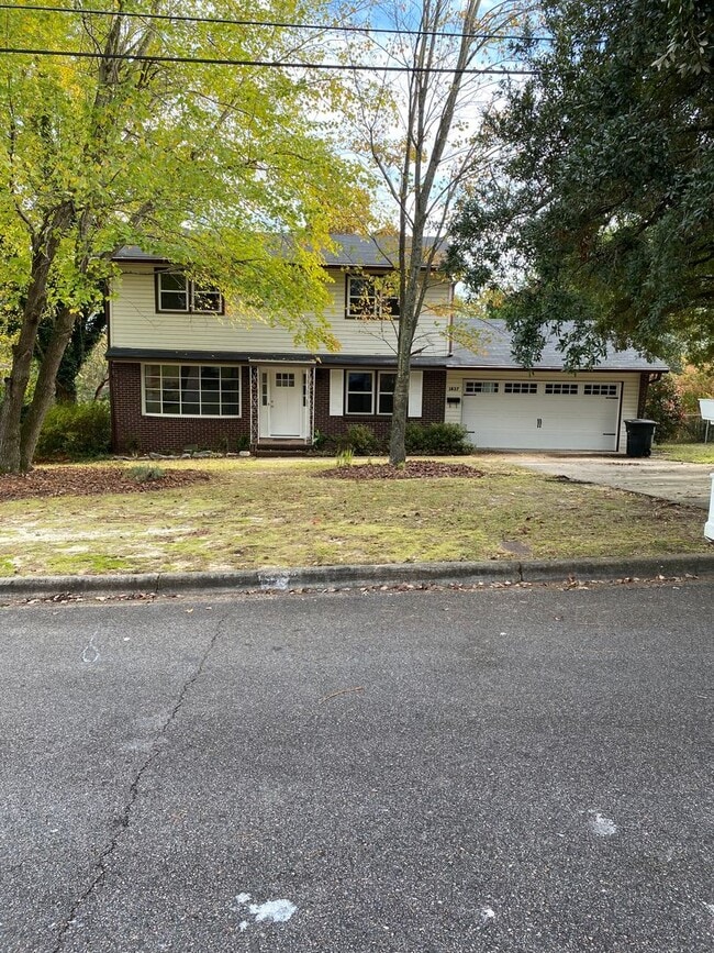 property at 1837 Roan Ave