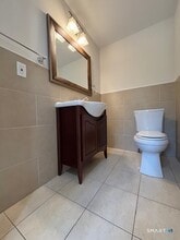 104 Comstock Hill Ave in Norwalk, CT - Building Photo - Building Photo