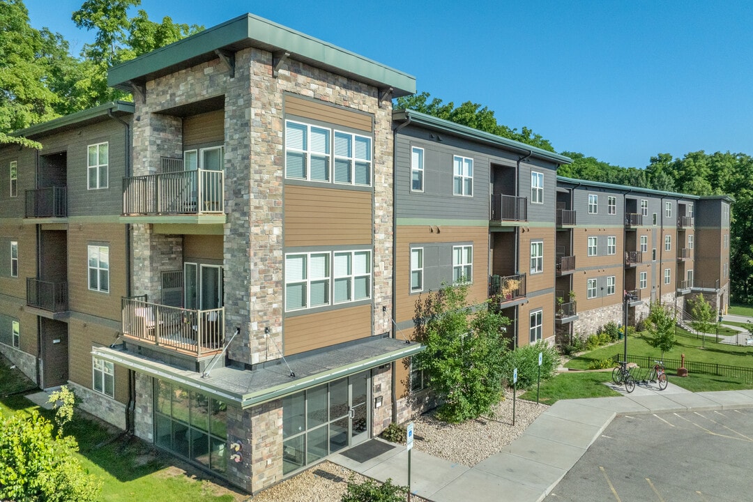 Whitney Point in Madison, WI - Building Photo