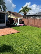 8539 SW 211th Ter in Cutler Bay, FL - Building Photo - Building Photo