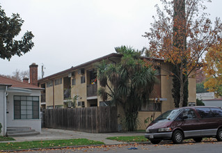 Coco Arms in Sacramento, CA - Building Photo - Building Photo