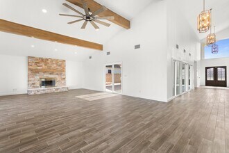 18498 Niagara Dr in Victorville, CA - Building Photo - Building Photo